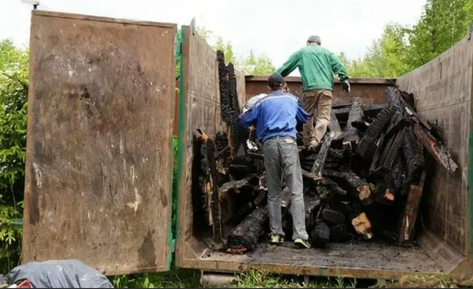 Вывоз мусора после пожара в Ярцеве от ПроМусор — уборка, утилизация, цена от 2493 руб