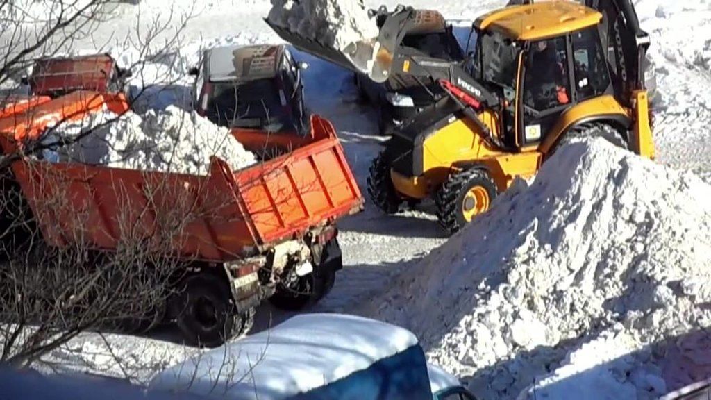 Вывоз снега с погрузкой в Ярцеве для организаций и частных лиц в октябре
